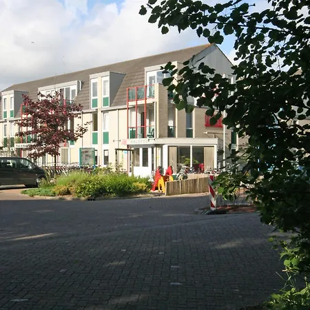 In The Netherlands With Balcony 公寓